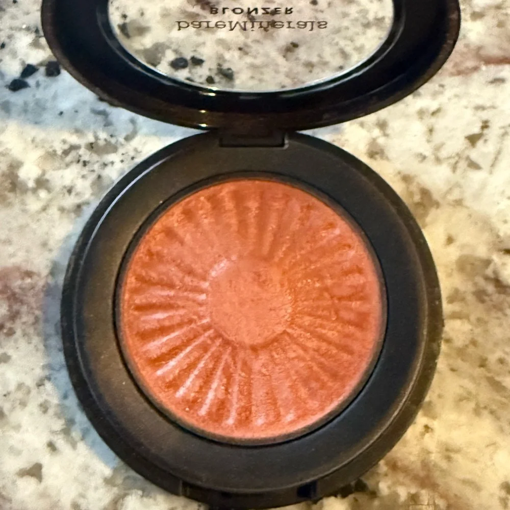 bareMinerals GEN NUDE blonzer blush and bronzer - Kiss of copper